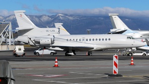 Photo of OE-LHA - Dassault Falcon 7X operated by Sparfell Luftfahrt