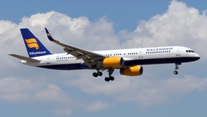 TF-FIP - Boeing 757-208