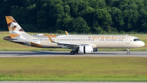 A6-LRC - Airbus A321-251NX