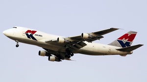 Photo of G-MKDA - Boeing 747-2B5F operated by MK Airlines