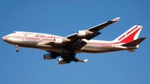 Photo of VT-EVB - Boeing 747-437 operated by Air India