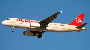 TC-OGL - Airbus A320-233