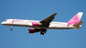 RA-73017 - Boeing 757-230
