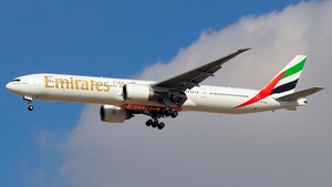 Photo of A6-EBL - Boeing 777-31H(ER) operated by Emirates