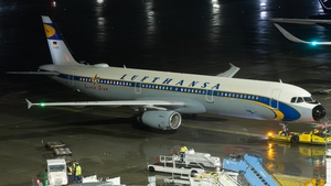 Photo of D-AISZ - Airbus A321-231 operated by Lufthansa