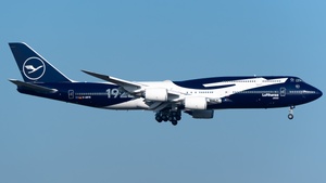 Photo of D-ABYN - Boeing 747-830 operated by Lufthansa