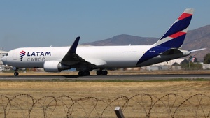 CC-CXK - Boeing 767-316(ER)(BCF)