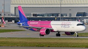 Photo of HA-LGV - Airbus A321-271NX operated by Wizz Air