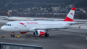 Photo with serial 1137 - Airbus A320-214