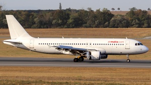 9H-AHS - Airbus A320-214