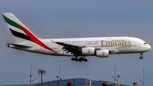 Photo of A6-EOU - Airbus A380-861 operated by Emirates