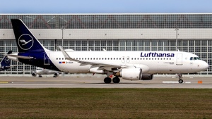 Photo of D-AIUH - Airbus A320-214 operated by Lufthansa