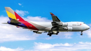 Photo of HL7616 - Boeing 747-446F operated by Asiana Cargo
