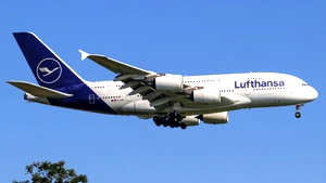 Photo of D-AIMK - Airbus A380-841 operated by Lufthansa