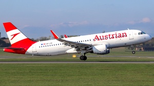 Photo of OE-LZE - Airbus A320-214 operated by Austrian Airlines