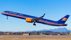 Photo of Boeing 757-3E7 - Verona-Villafranca