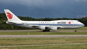 Photo of B-2472 - Boeing 747-4J6 operated by Air China
