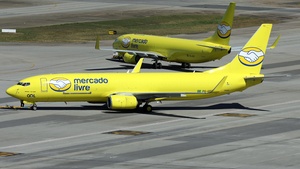 PS-GFC - Boeing 737-8EH(BCF)