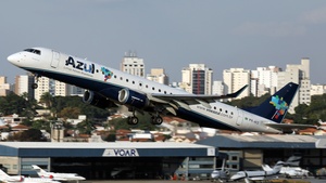 Photo of PR-AYZ - Embraer ERJ-195LR operated by Azul