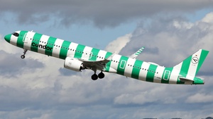 Photo of D-ANMX - Airbus A321-271NX operated by Condor