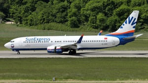 Photo of TC-SPN - Boeing 737-8KV operated by SunExpress