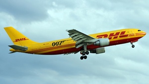 Photo of D-AEAK - Airbus A300B4-622R(F) operated by European Air Transport