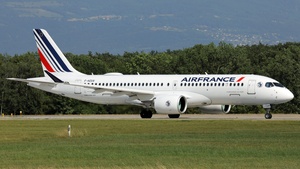 Photo with serial 55216 - Airbus A220-300