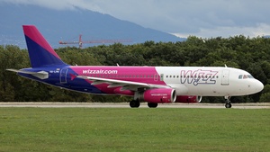Photo of HA-LPK - Airbus A320-232 operated by Wizz Air