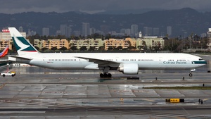 Photo of B-KPG - Boeing 777-367(ER) operated by Cathay Pacific Airways