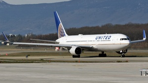 N658UA - Boeing 767-322(ER)