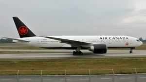 C-FNNH - Boeing 777-233(LR)