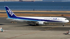 JA8568 - Boeing 767-381