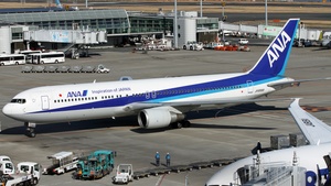JA8569 - Boeing 767-381