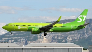 VP-BNG - Boeing 737-83N