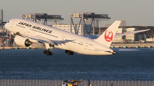 Photo of JA821J - Boeing 787-8 Dreamliner operated by Japan Airlines