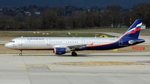 VQ-BHM - Airbus A321-211
