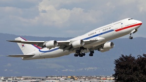 22001 - Boeing 747-8B5