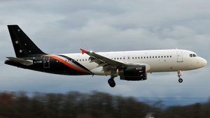 Photo of G-POWK - Airbus A320-233 operated by Titan Airways