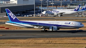Photo of JA703A - Boeing 777-281 operated by ANA All Nippon Airways