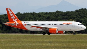 G-EZUA - Airbus A320-214