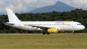 EC-LQM - Airbus A320-232