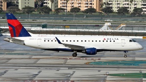Photo of N622CZ - Embraer ERJ-175LR operated by Delta Connection (opb Compass Airlines)