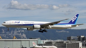 Photo with serial 34894 - Boeing 777-381(ER)