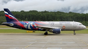 Photo of VP-BWD - Airbus A320-214 operated by Aeroflot