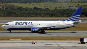 Photo of PR-SDV - Boeing 737-4Q8(SF) operated by Sideral Linhas Aéreas