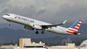 N135NN - Airbus A321-231