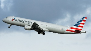 Photo of N194UW - Airbus A321-211 operated by American Airlines