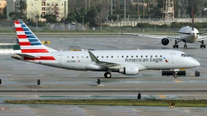 Photo of N219NN - Embraer ERJ-175LR operated by American Eagle (opb Compass Airlines)