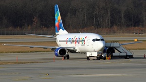 Photo of LY-FLH - Boeing 737-382 operated by Small Planet Airlines