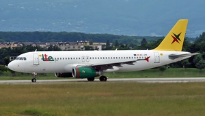 Photo of EC-JRX - Airbus A320-232 operated by LTE International Airways